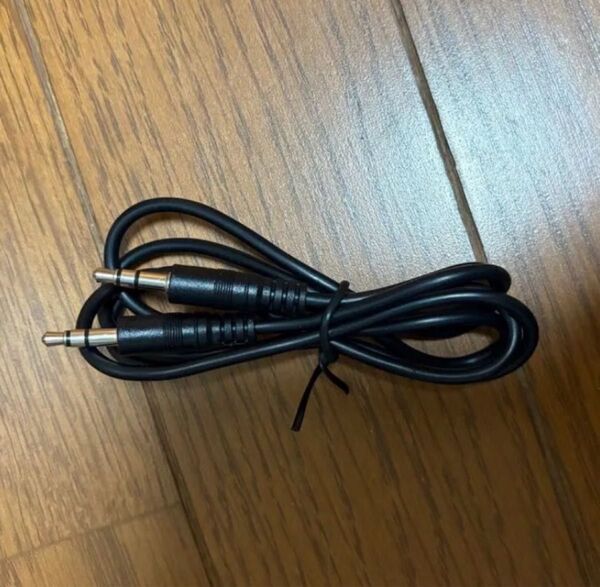 【新品未使用】オーディオケーブル 3.5mm ステレオミニプラグ
