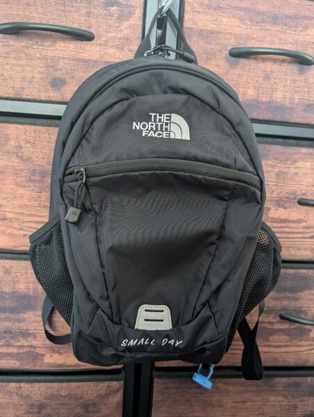 ノースフェイスブラック Small Day スモールデイ キッズリュック