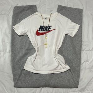 NIKE tシャツ 半袖 古着 y2k ピチt