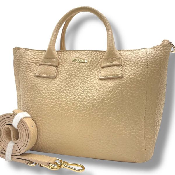 【美品】FURLA フルラ カプリッチョ 2way ハンド ショルダーバッグ レザー 本革 ベージュ系 肩掛け 斜め掛け