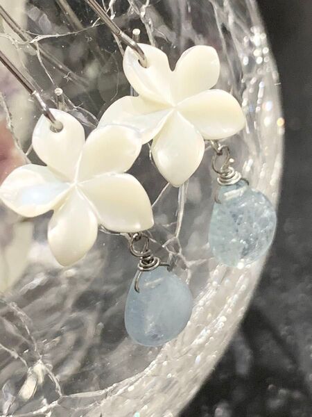 292.シェル×ムーンストーン×アクアマリン 天然石ピアス ハンドメイド イヤリング ステンレス