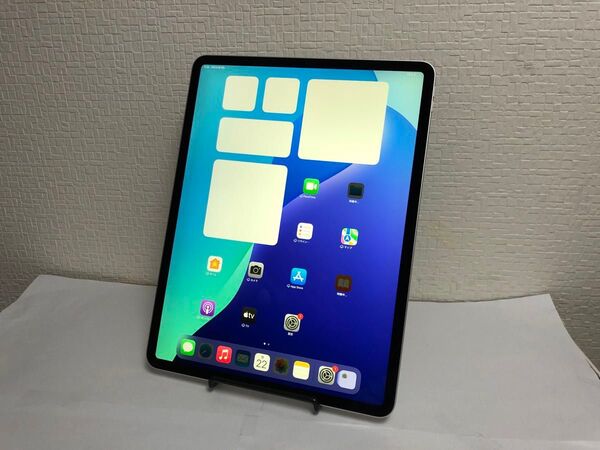 iPad Pro 12.9インチ(第3世代/2018)256GB Wi-Fi モデル シルバー No.126