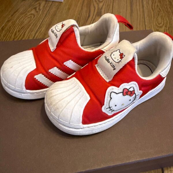 アディダス adidas ハローキティ スニーカー