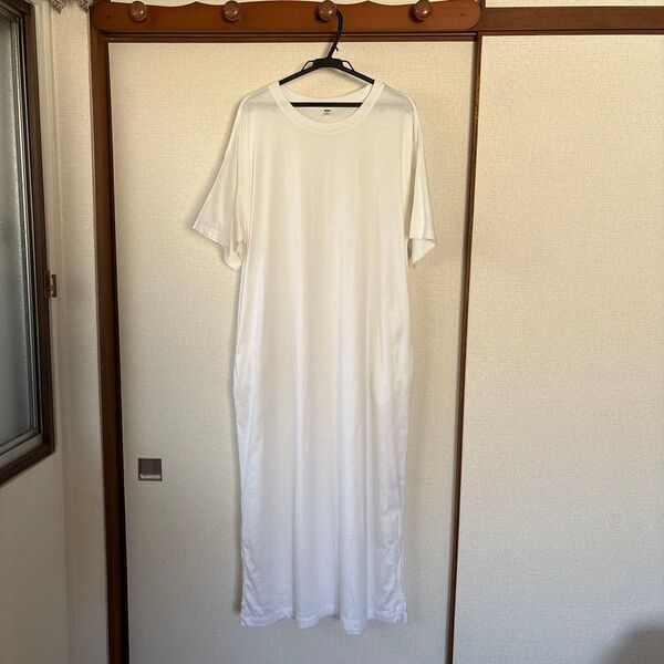 ユニクロ ロングTシャツワンピース 白 Lサイズ