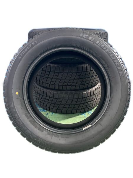 205/60R16 スタッドレスタイヤ 2023年製 未使用 4本 冬タイヤ