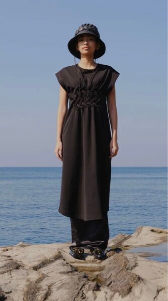 Create Clair クリエイト クレイル ワンピースFRENCH-SLEEVE CUT DRESS ブラック