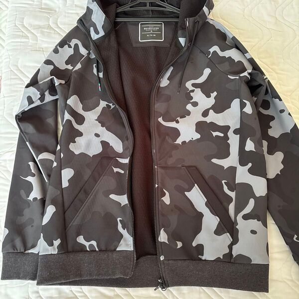 QUIKSILVER ジップアップパーカー 迷彩柄 グレー XL