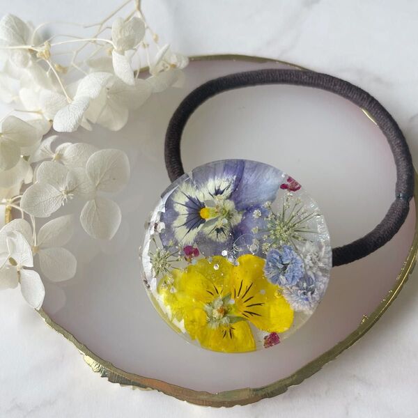 【SALE】218.レジン ドライフラワー ヘアゴム ビオラ ハンドメイド