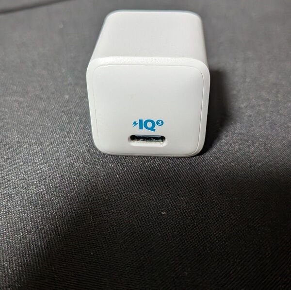 Anker PowerPort III Nano 20W with タイプC PD 充電器 20W USB-C 超小型急速充電器