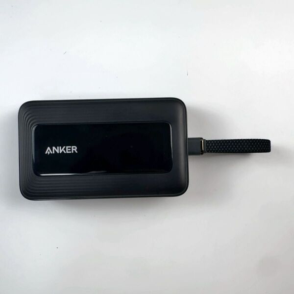 Anker Zolo Power Bank 10000mAh, 30W, Built-In USB-Cケーブル