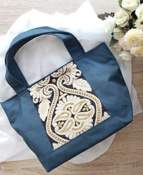 サマーセール特価!!☆ハンドメイド☆11号帆布トートバッグ①インド刺繍リボン装飾