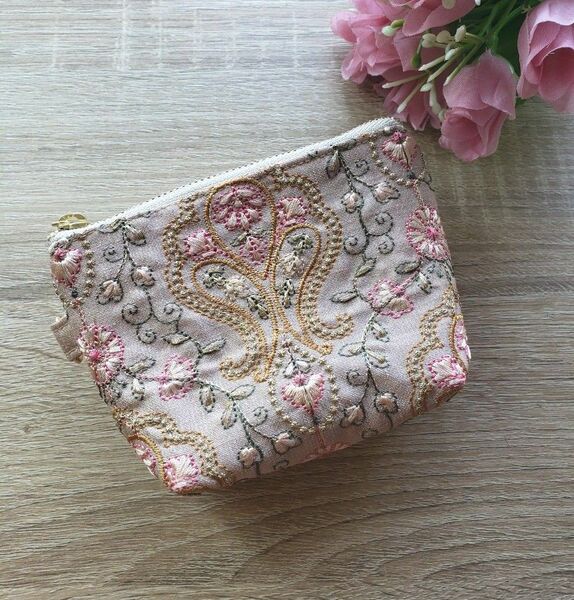 ☆ハンドメイド☆インド刺繍生地 ポーチ、ミニポーチ・15
