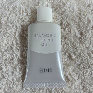ELIXIRエリクシール ルフレ バランシング おしろいミルク 新品
