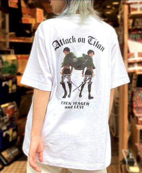 1点限り 廃盤品激レア!進撃の巨人Tシャツ ホワイトLサイズ