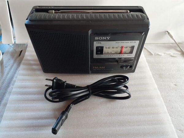 SONY FM/AM RADIO ◆ソニー ポータブルラジオ FM/AM/ワイドFM対応 ICF-29 // 電源コード付き