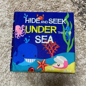 新品 海の中のかくれんぼ布絵本 英語 しかけ絵本 おもちゃ 0歳 1歳