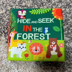匿名配送 新品 森の中のかくれんぼ布絵本 英語 しかけ絵本 おもちゃ 0歳 1歳