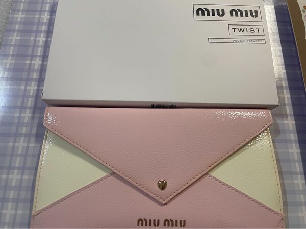 最後一点miumiuparfumsラブレターノベルティポーチ ゴールドハートボタン ノベルティ