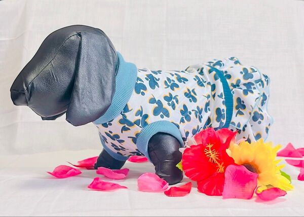 ボタニカル柄のカジュアルワンピース 【犬服】小型犬用ワンピース 花柄 うさぎ 春夏 ハンドメイド チワワ トイプードル