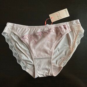 AMO'S STYLE by Triumph ショーツ ピンク M 未使用 スウェイングリーヴス