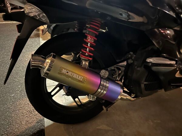 MORIWAKI ENGINEERING製 マフラー PCX125 JF28