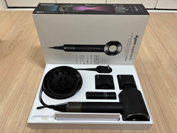 Dyson ヘアドライヤー HD01 ジャンク品