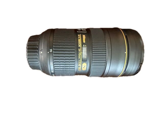 AF-S Nikkor 24-70mm f/2.8G ED