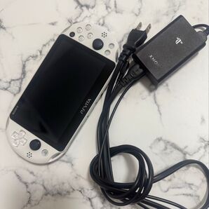 PlayStationVITA PCH-2000 ホワイト 本体