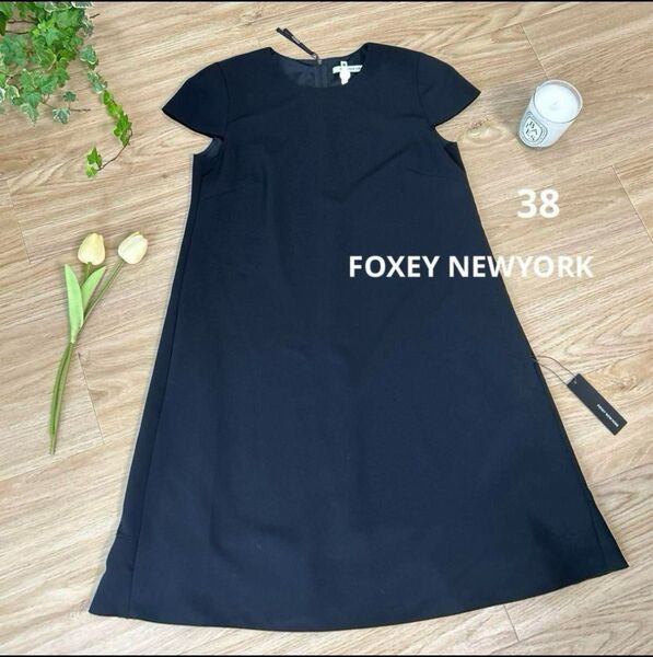 FOXEYフォクシーニューヨーク バックフリルヘムワンピース38 ブラック 半袖