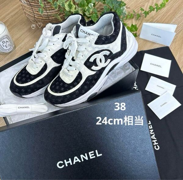 CHANELシャネル ココマークスニーカー 38 24cm ブラック&ホワイト