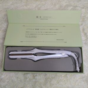 美品 KINUJO 絹女 ストレートアイロン キヌージョ ホワイト