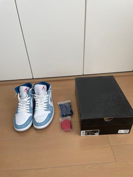 Nike Air Jordan 1 Mid SE ハイパーロイヤル