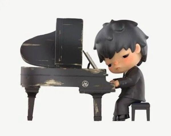 新品国内正規品 Popmart Hirono The Pianist Figure popmart ポップマート