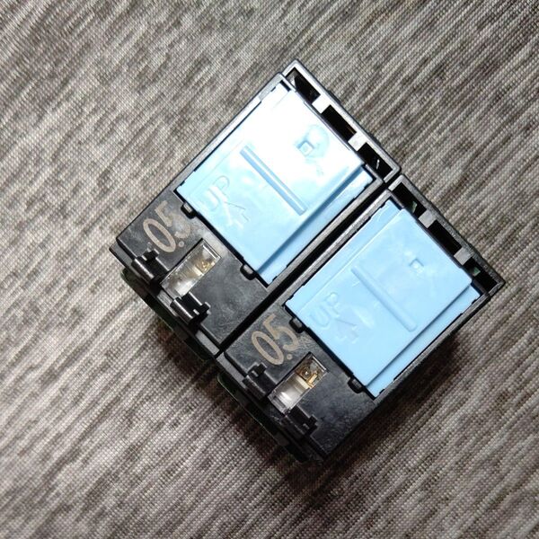 WT50412 Panasonic 埋込パイロット ほたるスイッチB 片切 0.5A