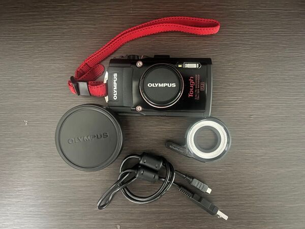 OLYMPUS Tough TG-4 防水カメラ デジカメ ブラック 別売レンズアクセサリーセット