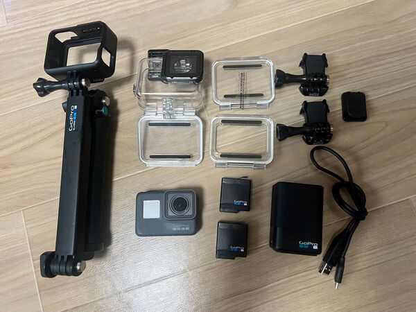 GoPro HERO5 BLACK +アクセサリーお得セット