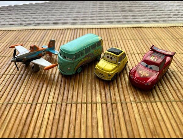 トミカ カーズ ミニカー 4台セット マッチボックス MATCHBOX