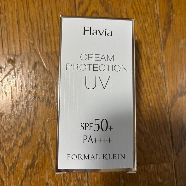 フォーマルクライン フラビア クリームプロテクション UV 50g SPF50+/PA++++ 〈日焼け止めクリーム〉