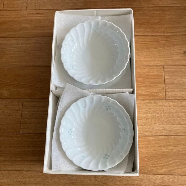 未使用 小鉢 2個セット 白 直径約12cm有田焼