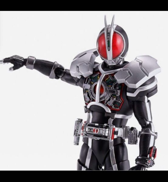 S.H.Figuarts 真骨彫製法 仮面ライダーファイズ アクセルフォーム