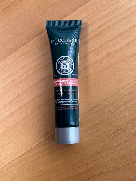 ロクシタン ファイブハーブス リペアリングヘアセラム 15ml