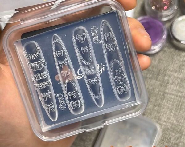 NO 190 シリコンモールド ネイルパーツ ハンドメイドパーツ レジン 粘土等モールド