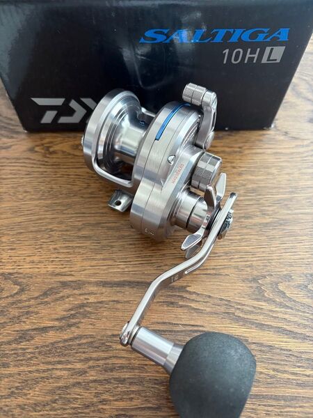 15 ソルティガ 10HL 中古美品 ダイワ
