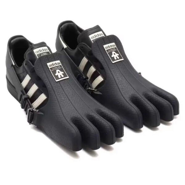 新品未使用 adidas Avavav アディダス 24.5 スーパースター