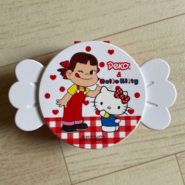ペコちゃん&ハローキティ 小物入れ プラスチックケース