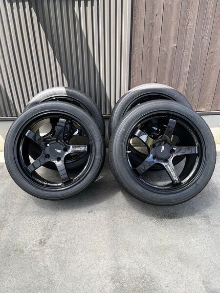 ADVAN Racing GT 19インチ 4本セット