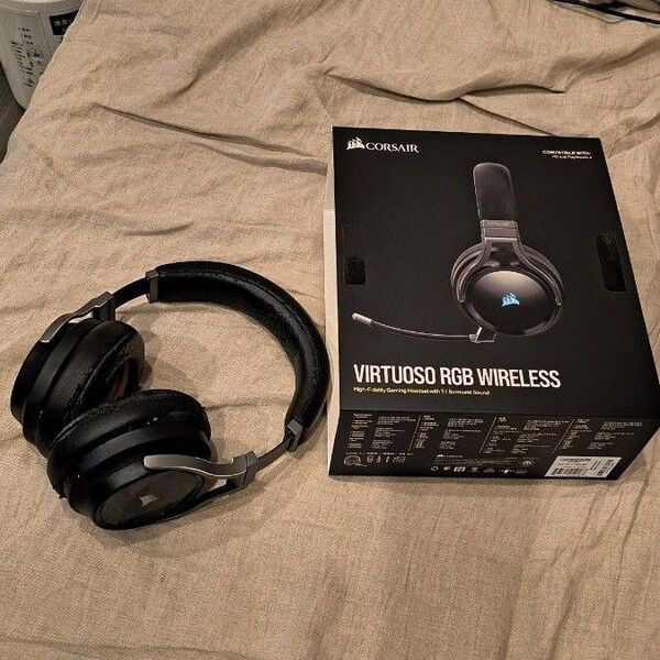 【クッション部分摩耗】Corsair VIRTUOSO RGB WIRELESS Carbon ワイヤレスゲーミングヘッドセット