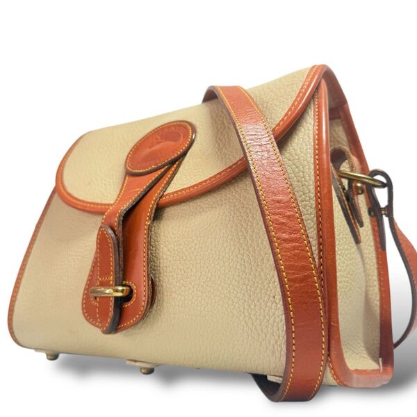 【希少】DOONEY&BOURKE ドゥーニー&バーク 全天候型レザー 本革 ショルダーバッグ 斜め掛け かばん 鞄 自立