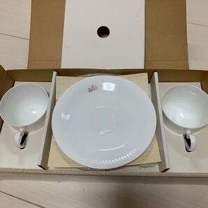 ボーンチャイナカップ&ソーサー イニシャルKホワイト 2セット