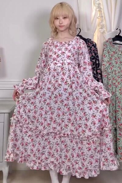 新品 星名桜子 コラボ 花柄ワンピース ピンク色 Lサイズ ロングワンピ 総柄 小花柄 Mサイズに変更可 ロリータ 甘ロリ 量産型